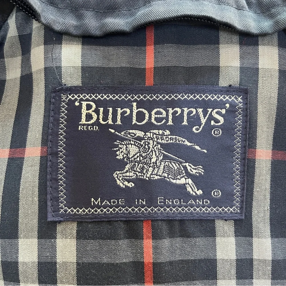 Vintage Burberry Trench Coat - Picture 7 of 10